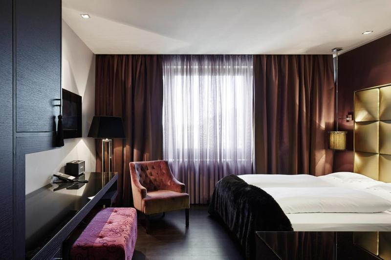 루머스 호텔 프랑크푸르트 객실 사진 A room at the Hotel Axelmannstein