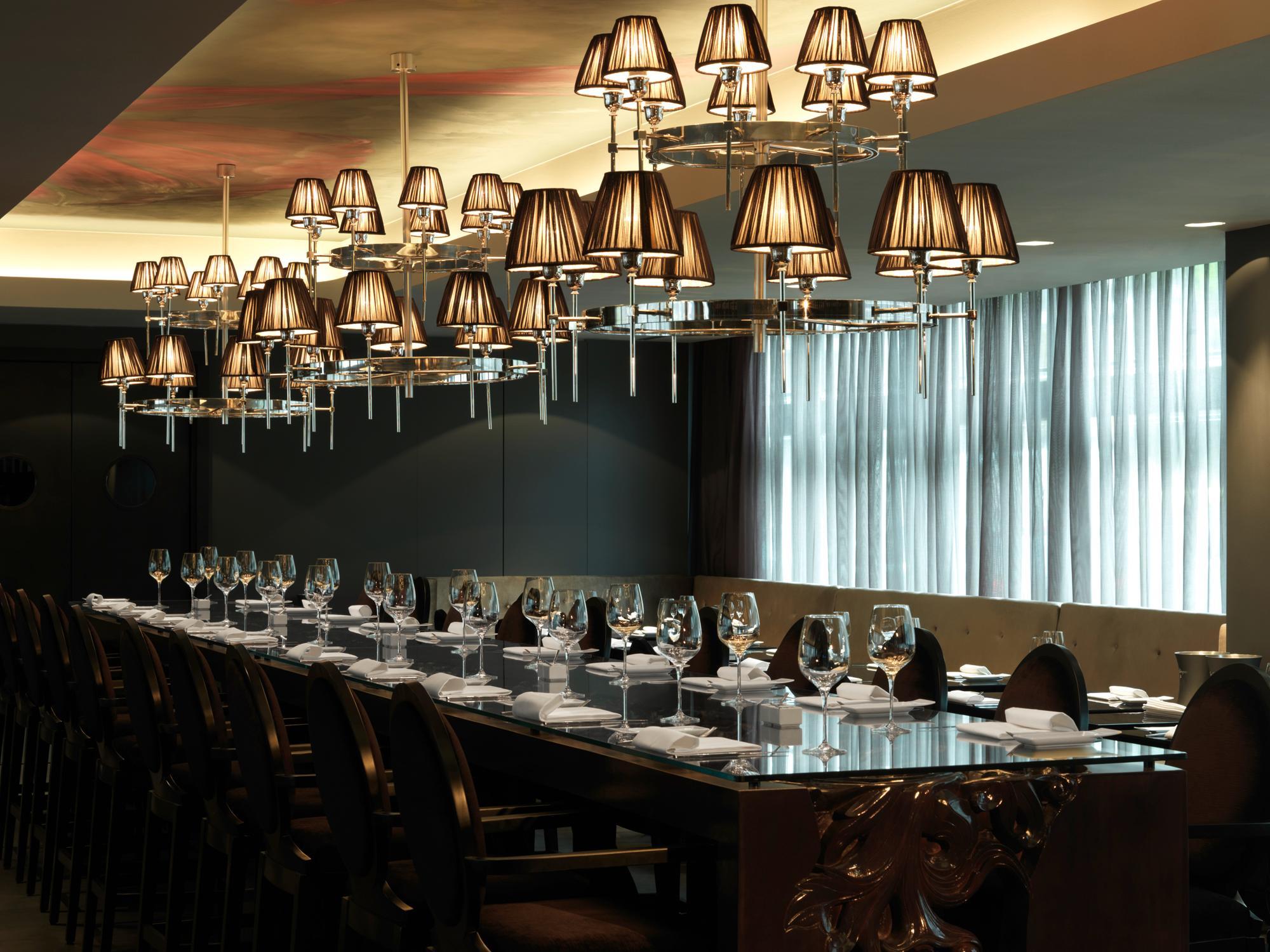 루머스 호텔 프랑크푸르트 외부 사진 The interior of the restaurant