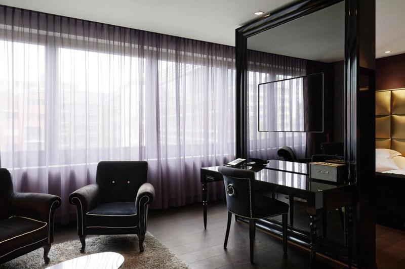 루머스 호텔 프랑크푸르트 객실 사진 A room at the hotel