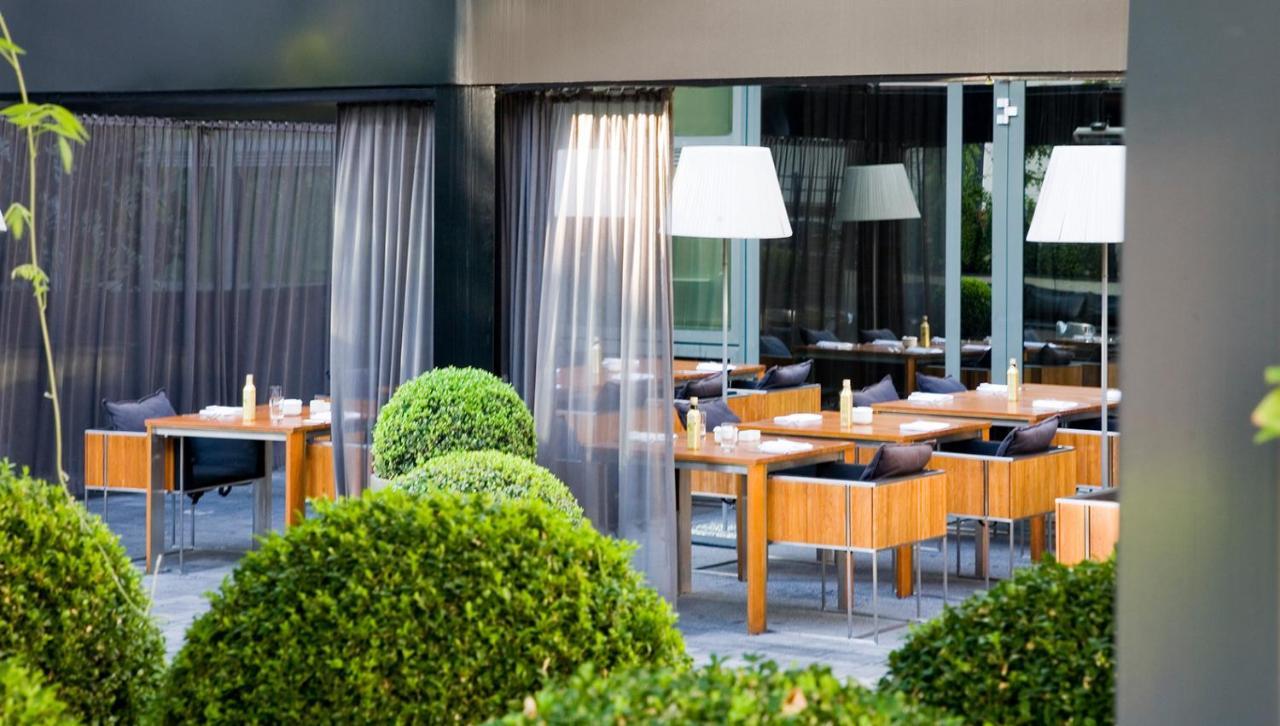 루머스 호텔 프랑크푸르트 외부 사진 Restaurant