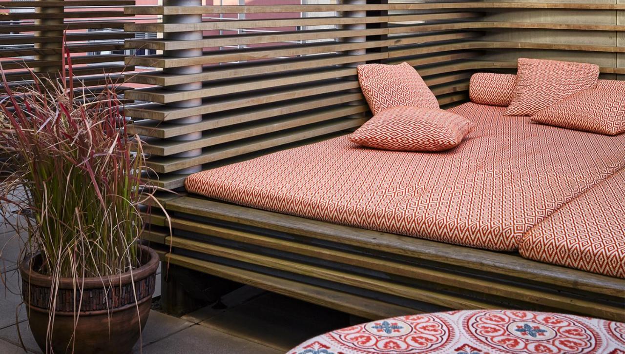 루머스 호텔 프랑크푸르트 외부 사진 A futon